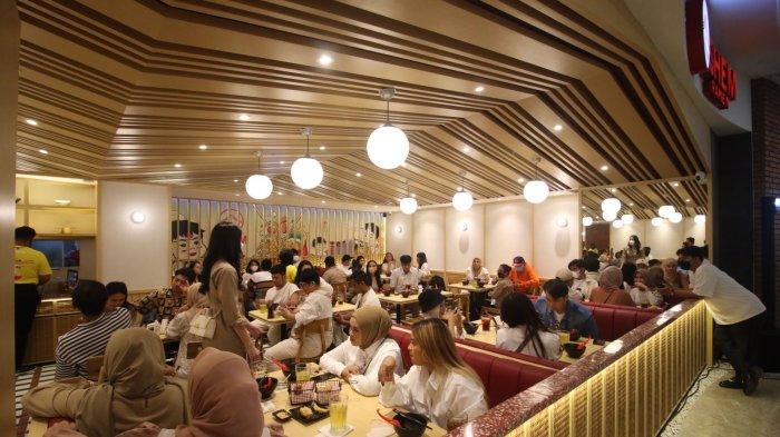 Shem Ramen Pentacity menawarkan tempat dan sajian ramen yang dijamin halal.