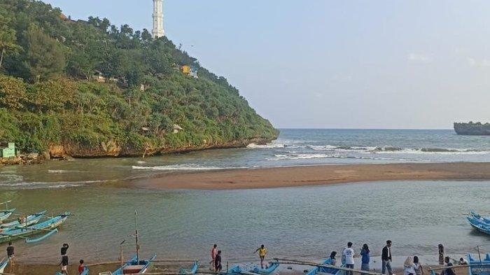 Suasana Pantai Baron, Gunungkidul, DI Yogyakarta Selasa (24/5/2022) Dok SAR Satlinmas Wilayah II Gunungkidul