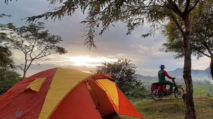 Ilustrasi area camping di desa wisata Gampong Nusa