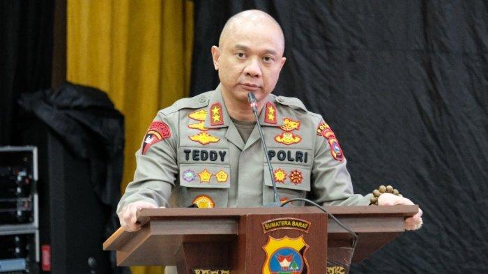 Irjen Pol. Teddy Minahasa Putra