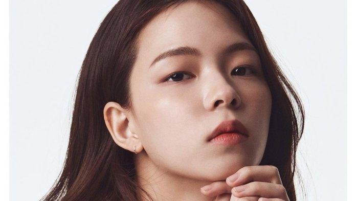 Jo-Yoo-Jung2.jpg