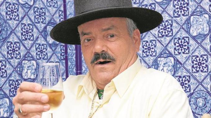 Juan-Joya-Borja-atau-El-Risitas.jpg