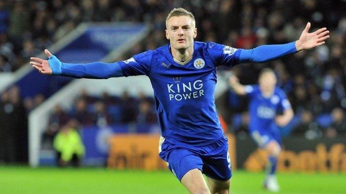 Selebrasi gol penyerang Leicester City, Jamie Vardy