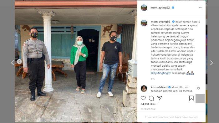 Orangtua Ayu Ting Ting, (Umi Kalsum dan Abdul Rozak) membawa polisi saat mendatangi rumah orangtua terduga pelaku yang menghina cucunya.