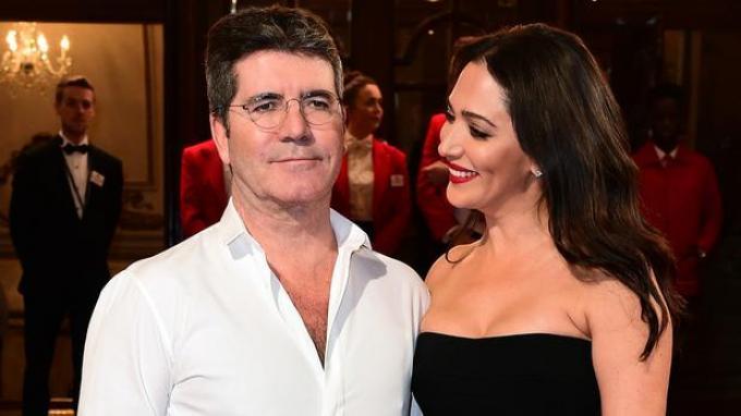 Simon Cowell dan Lauren Silverman (independent.ie)