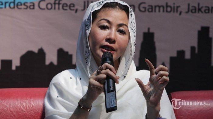 Hasnaeni Moein a.k.a Wanita Emas