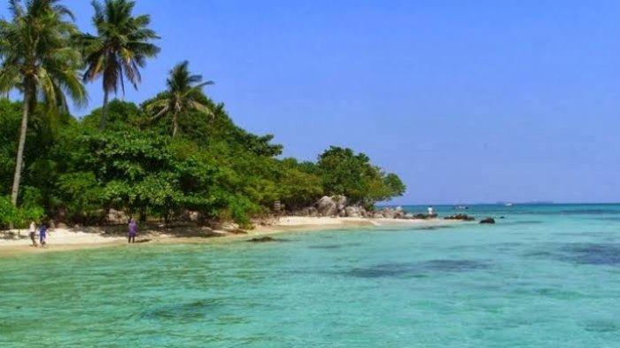 Wisata Pulau Menjangan Kecil