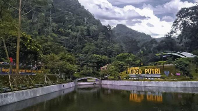 Wisata Tlogo Putri