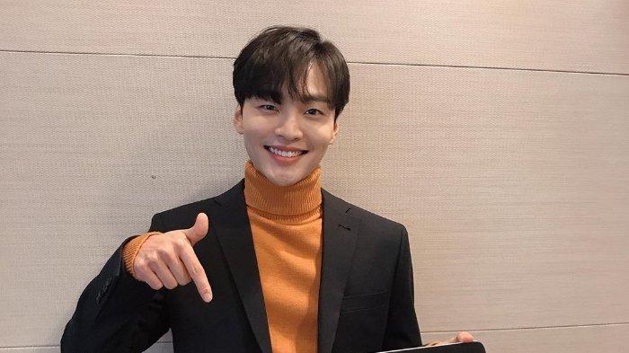 Kim Min Jae.