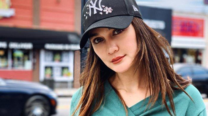 luna-maya-mengungkapkan-kriteria-pria-idamannya.jpg