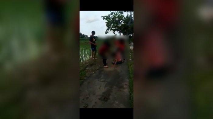 viral-bullying-remaja-di-indramayu.jpg