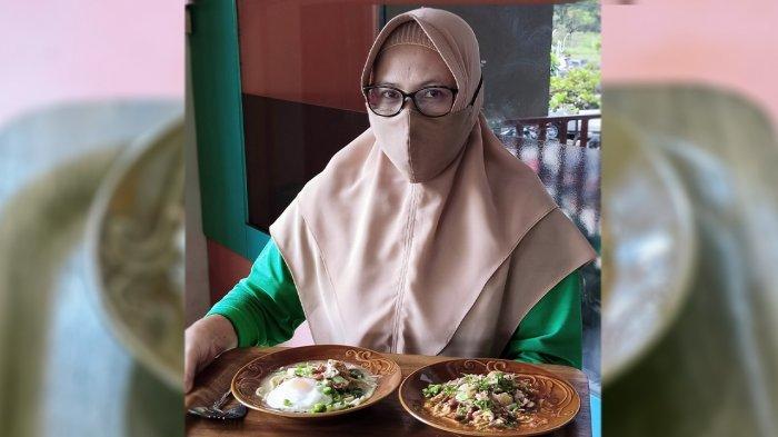 Mie Sagu Lecah dan Mie Rebus Bengkalis Siap Dihidangkan