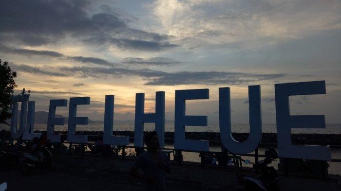 Pantai Ulee Lheu (Serambi Indonesia/Nurul Hayati).
