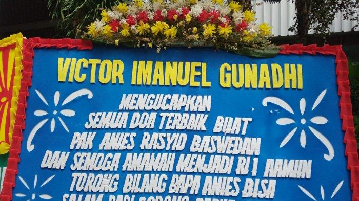 Beberapa juga berisi dukungan Anies menjadi Presiden RI DI KARANGAN BUNGA