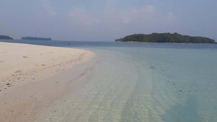 Camping Pulau Dolphin Pulau Seribu Pulau Harapan