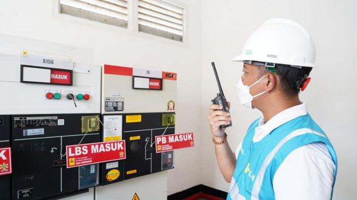 Ilustrasi petugas PLN